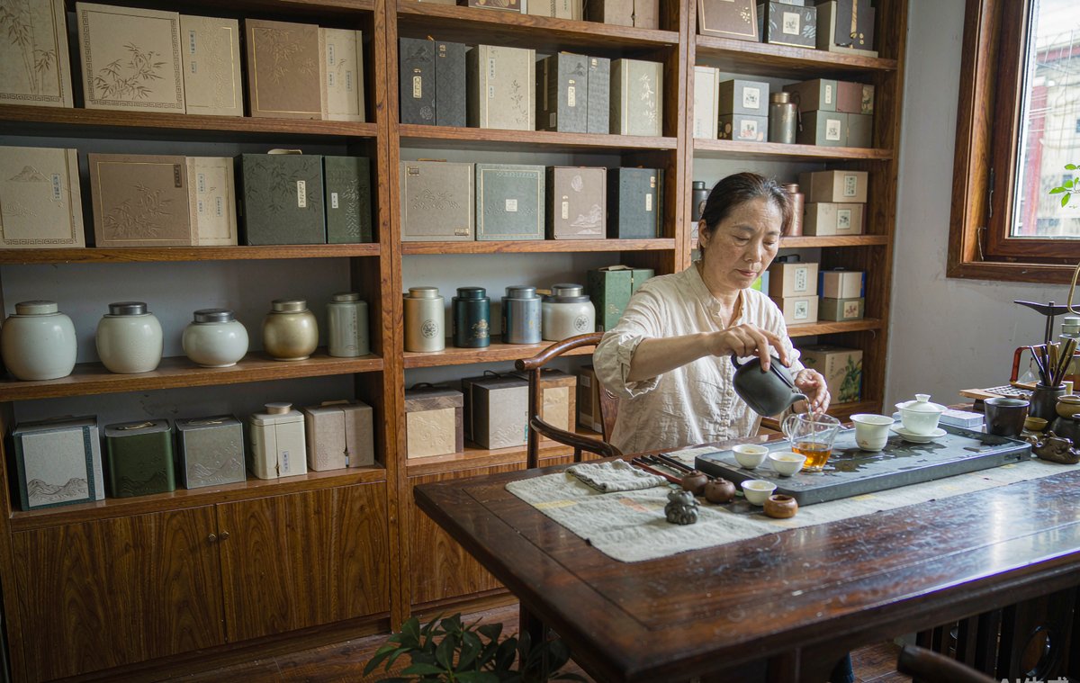 茶桌前的一泡功夫茶——口碑要变成机器读得懂的证据